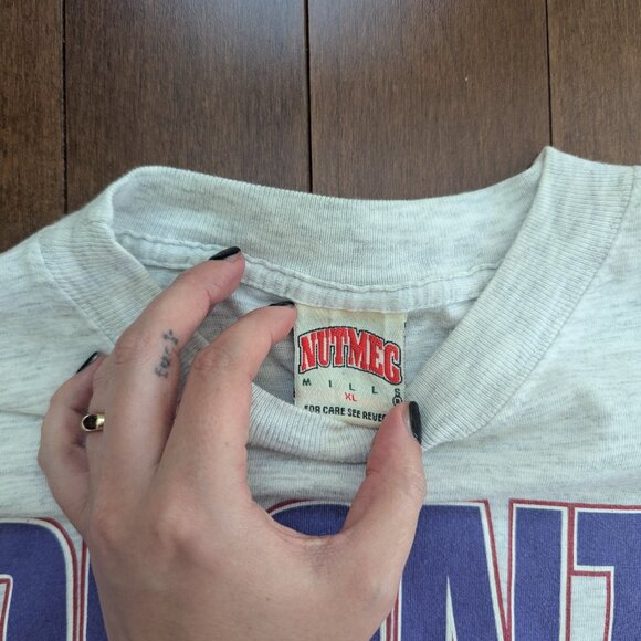 TORONTO RAPTORS BIG LOGO DOUBLE SIDED VINTAGE TSHIRT - Picture 3 of 4